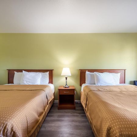 Americas Best Value Inn Santa Rosa Bagian luar foto