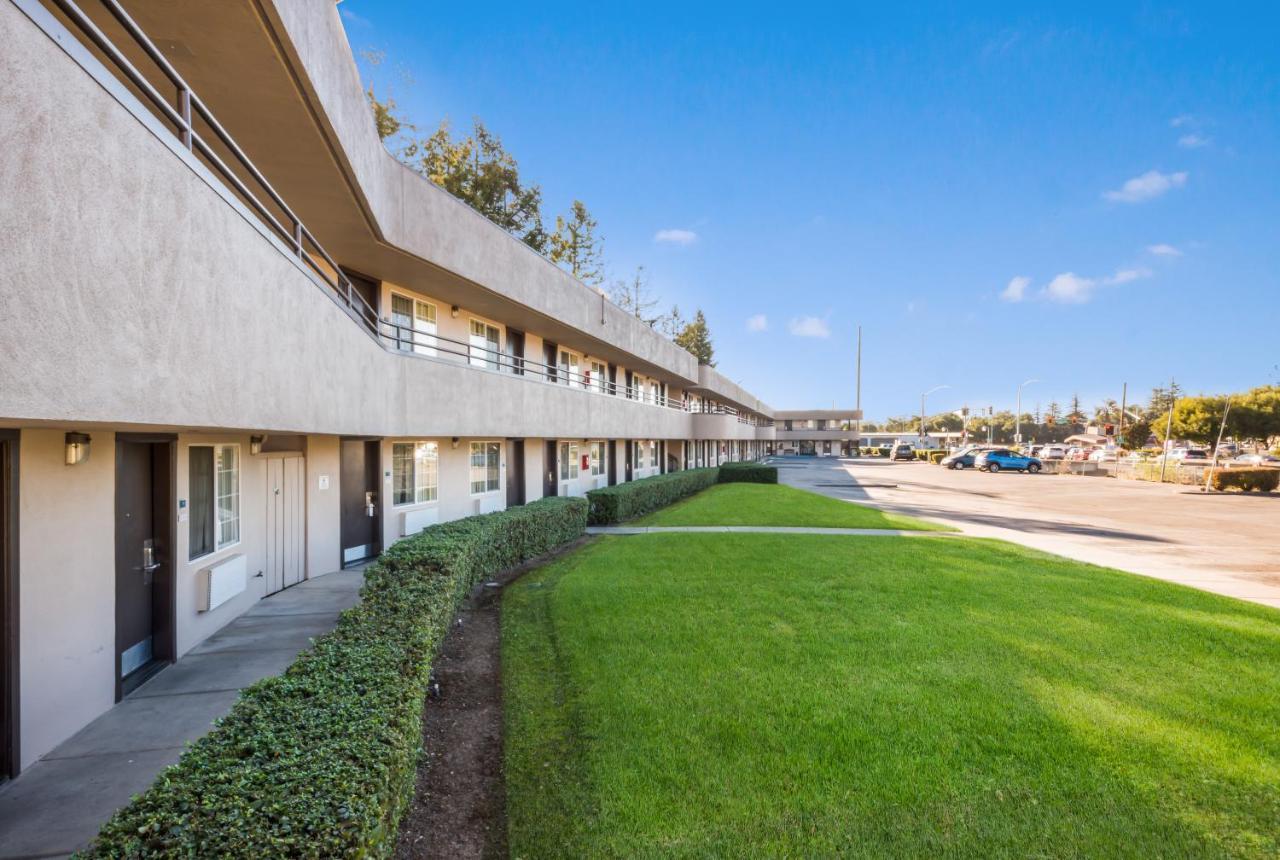 Americas Best Value Inn Santa Rosa Bagian luar foto