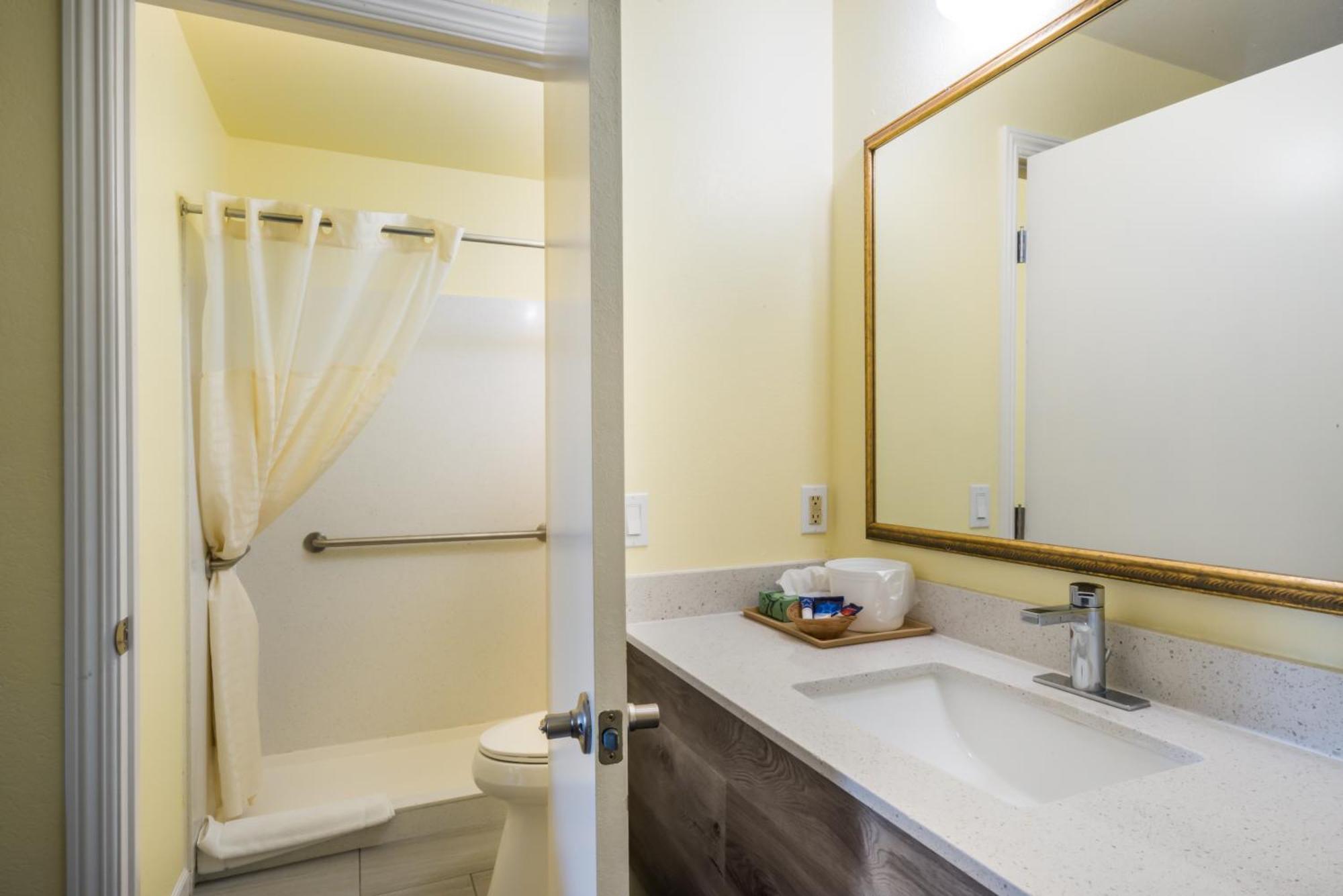 Americas Best Value Inn Santa Rosa Bagian luar foto