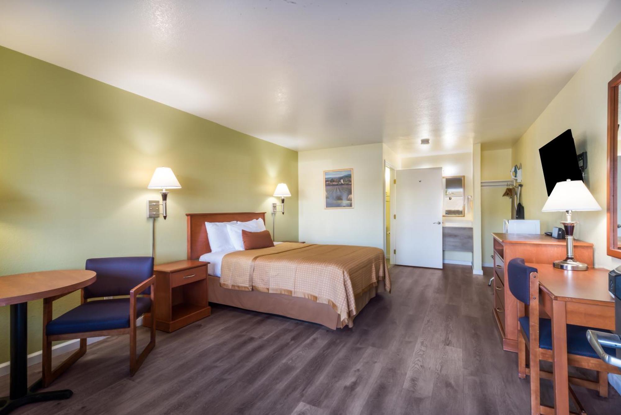 Americas Best Value Inn Santa Rosa Bagian luar foto