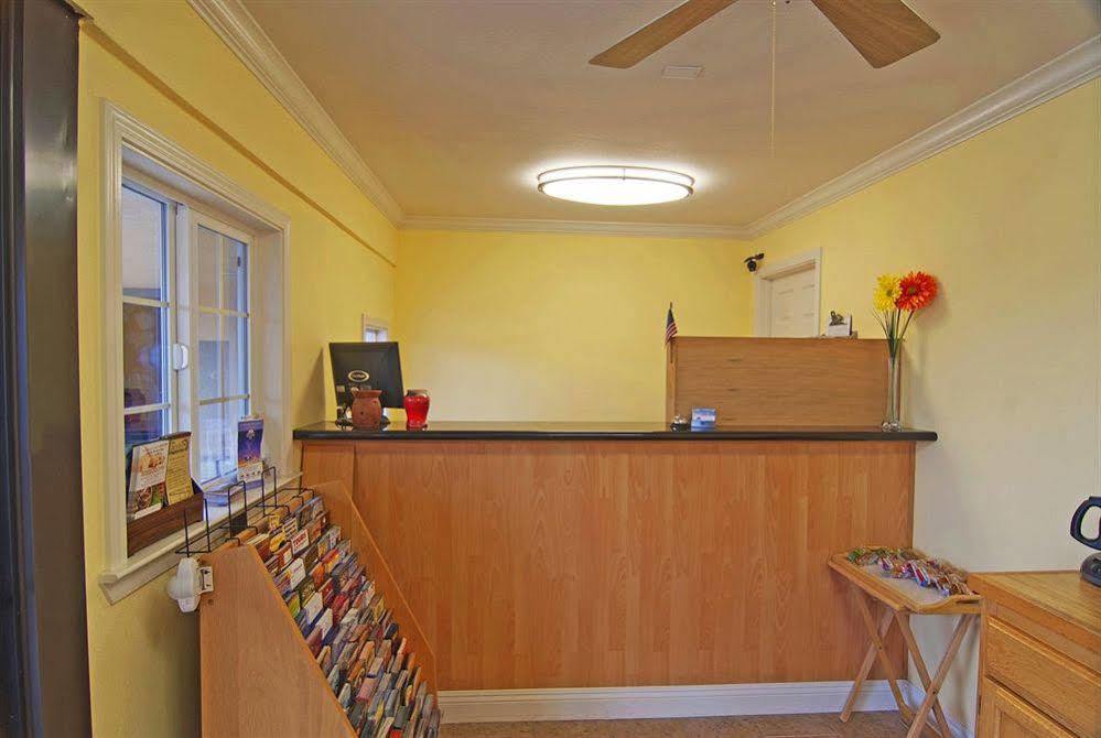 Americas Best Value Inn Santa Rosa Bagian luar foto